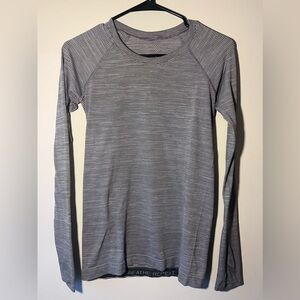 LuluLemon Swiftly-tech long-sleeved Stripped Top